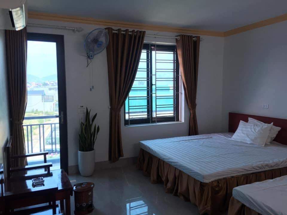 Nha Nghi Cu Ti Bed & Breakfast Ban Cong Na Exterior photo