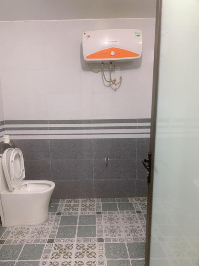 Nha Nghi Cu Ti Bed & Breakfast Ban Cong Na Exterior photo